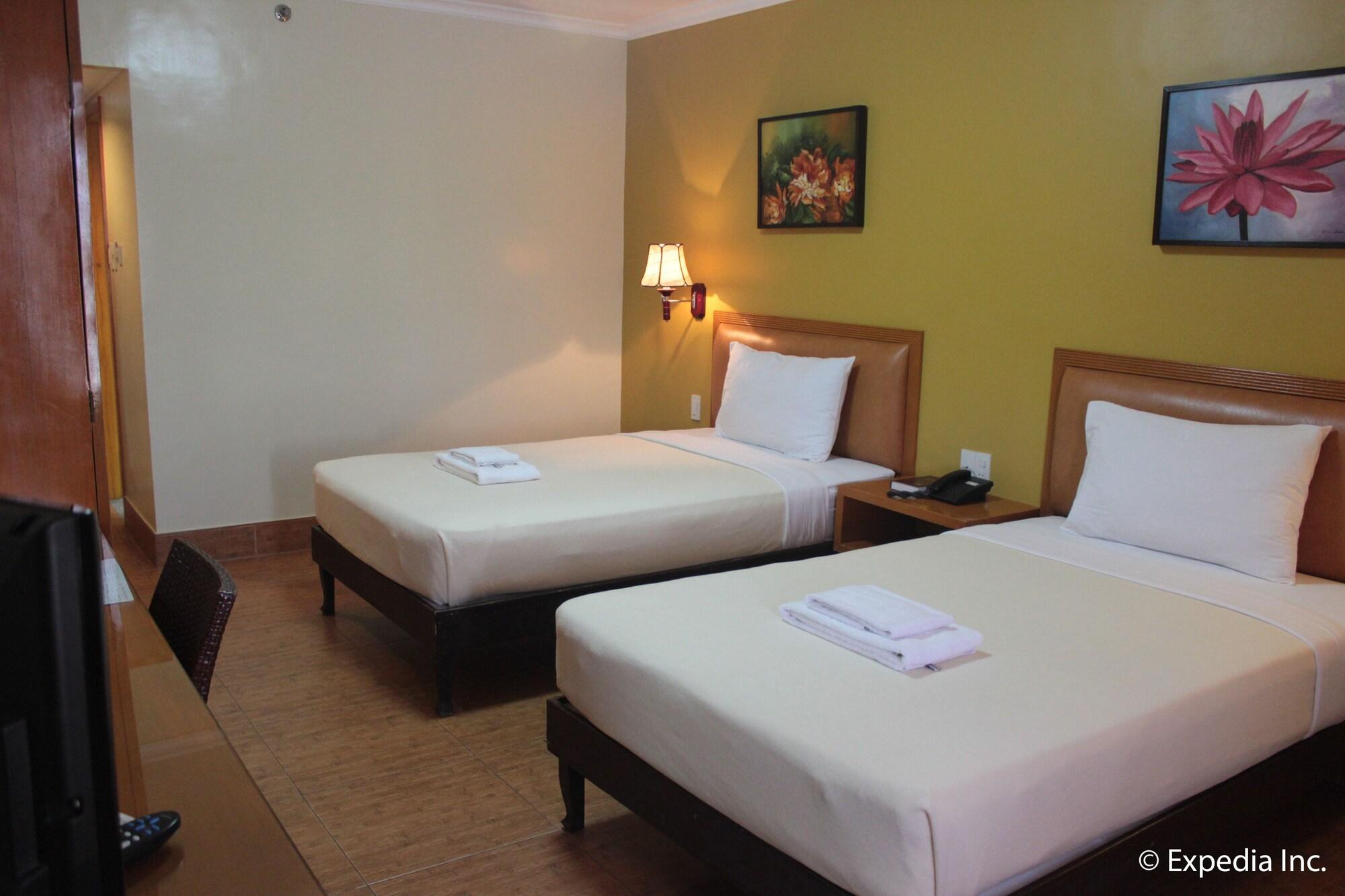 Pamulinawen Hotel Laoag Eksteriør billede