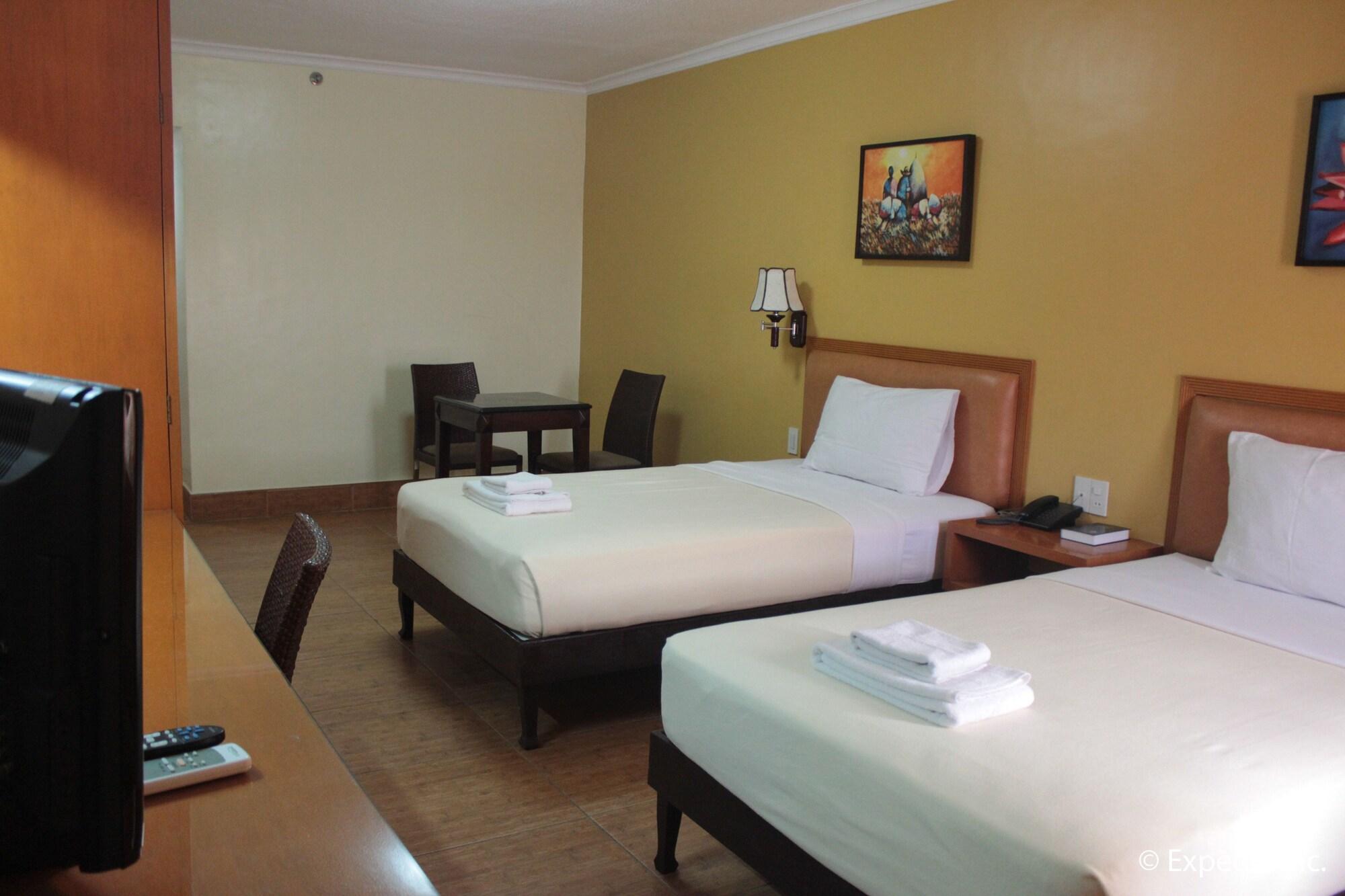Pamulinawen Hotel Laoag Eksteriør billede