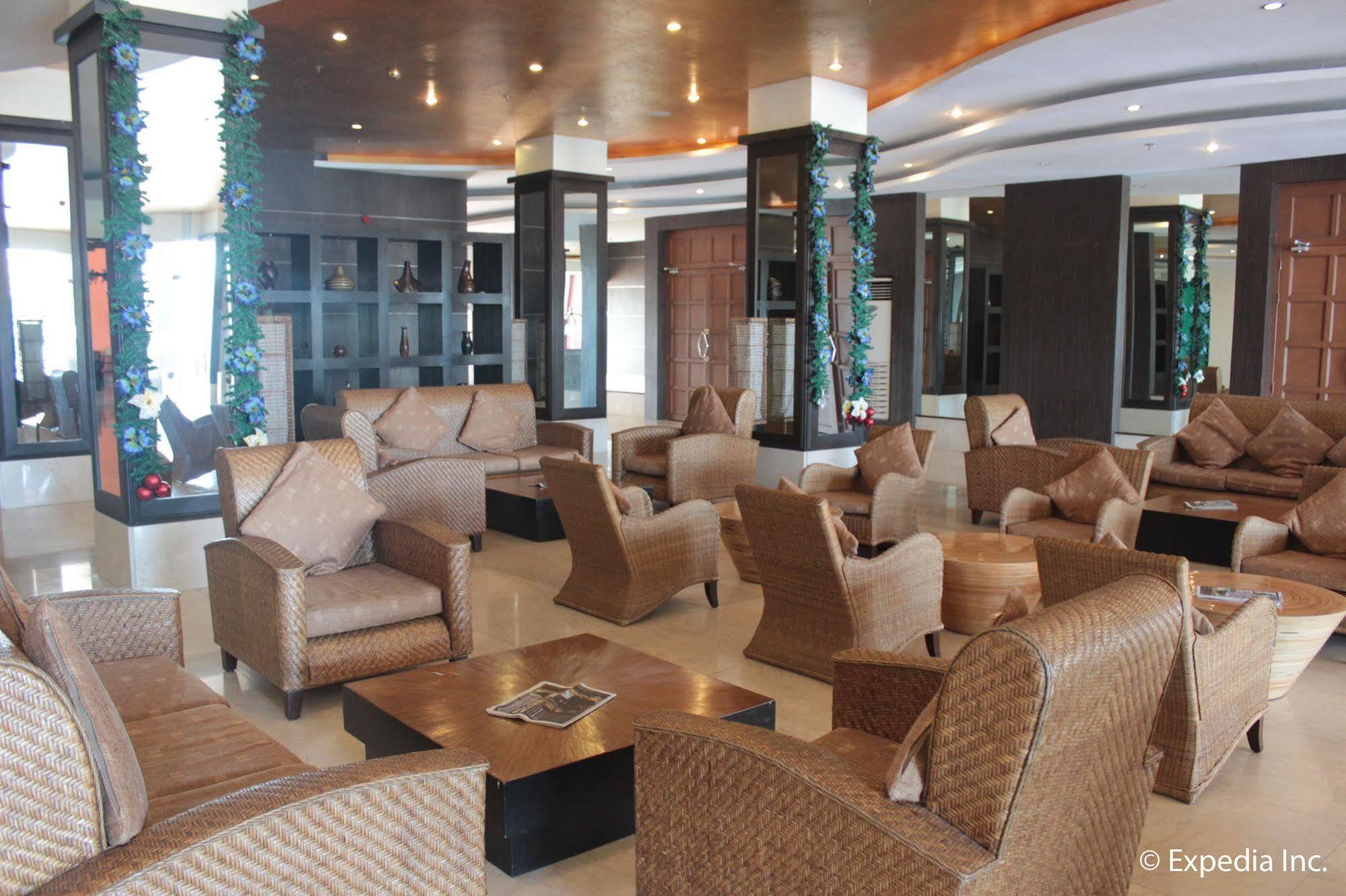 Pamulinawen Hotel Laoag Eksteriør billede